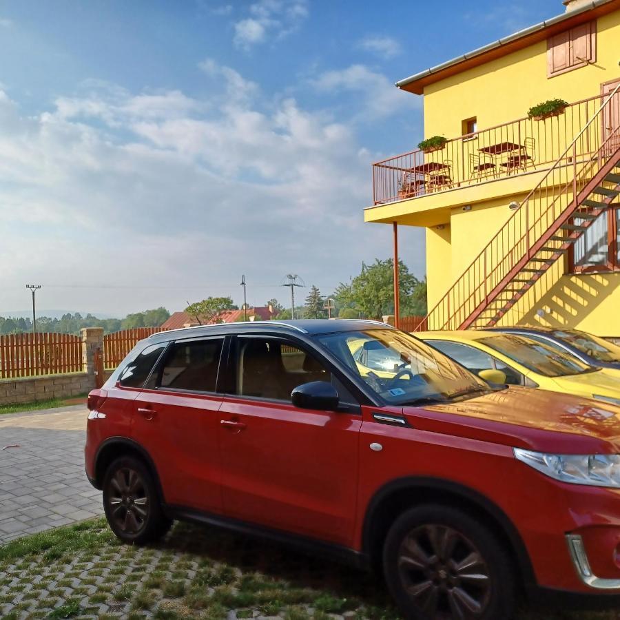 Отель Privat U Eriky Стара-Лесна Экстерьер фото